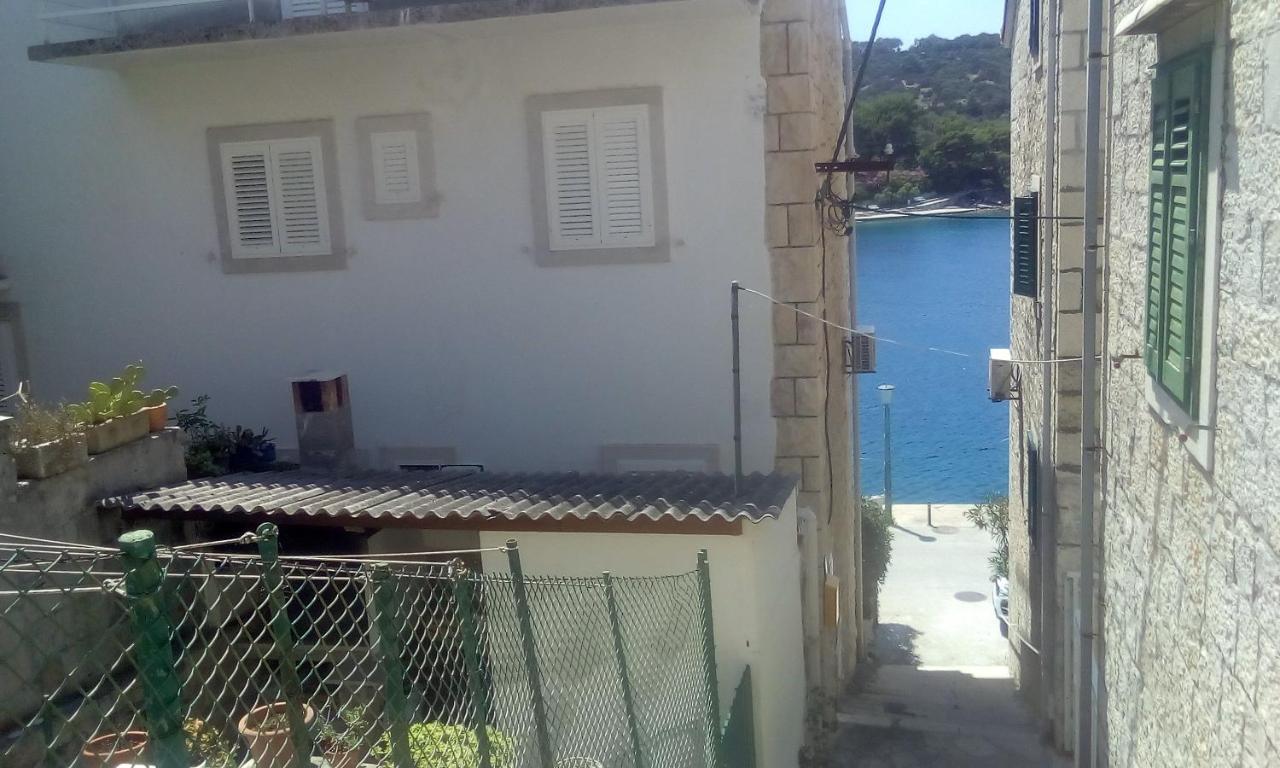 Apartment Nada Povlja  Exteriér fotografie