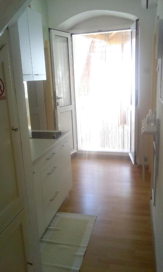 Apartment Nada Povlja  Exteriér fotografie